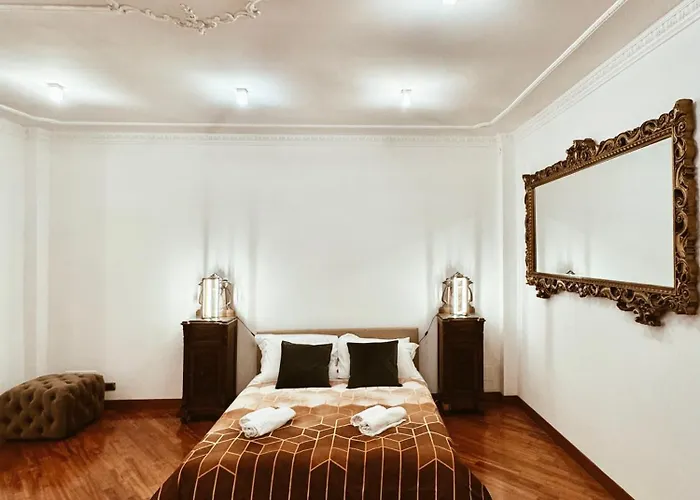 Residenza Tritone - Trevi Fountain 4* Roma