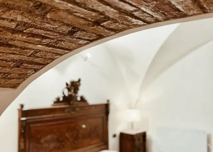 Penzion Residenza Tritone - Trevi Fountain 4*
